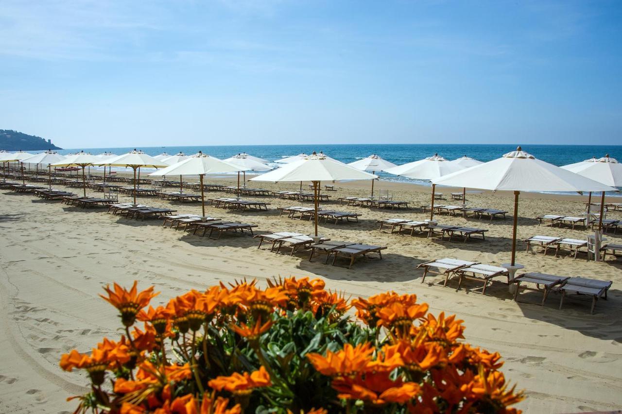 Aeneas' Landing Resort Gaeta Ngoại thất bức ảnh